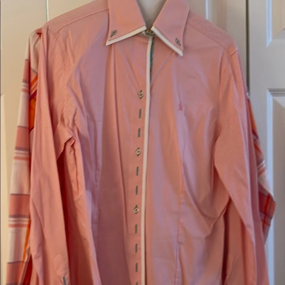 Shirts - Picture 5 of 6